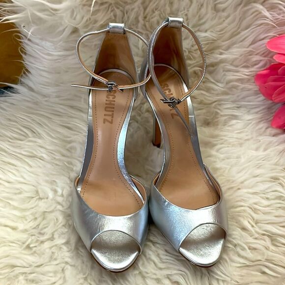 SCHUTZ SAASHA LEE Silver Metallic Ankle Strap Heels 6.5 - Picture 2 of 9
